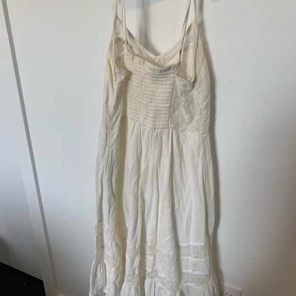 Roxy White Lace High to Low dress - Picture 7 of 7